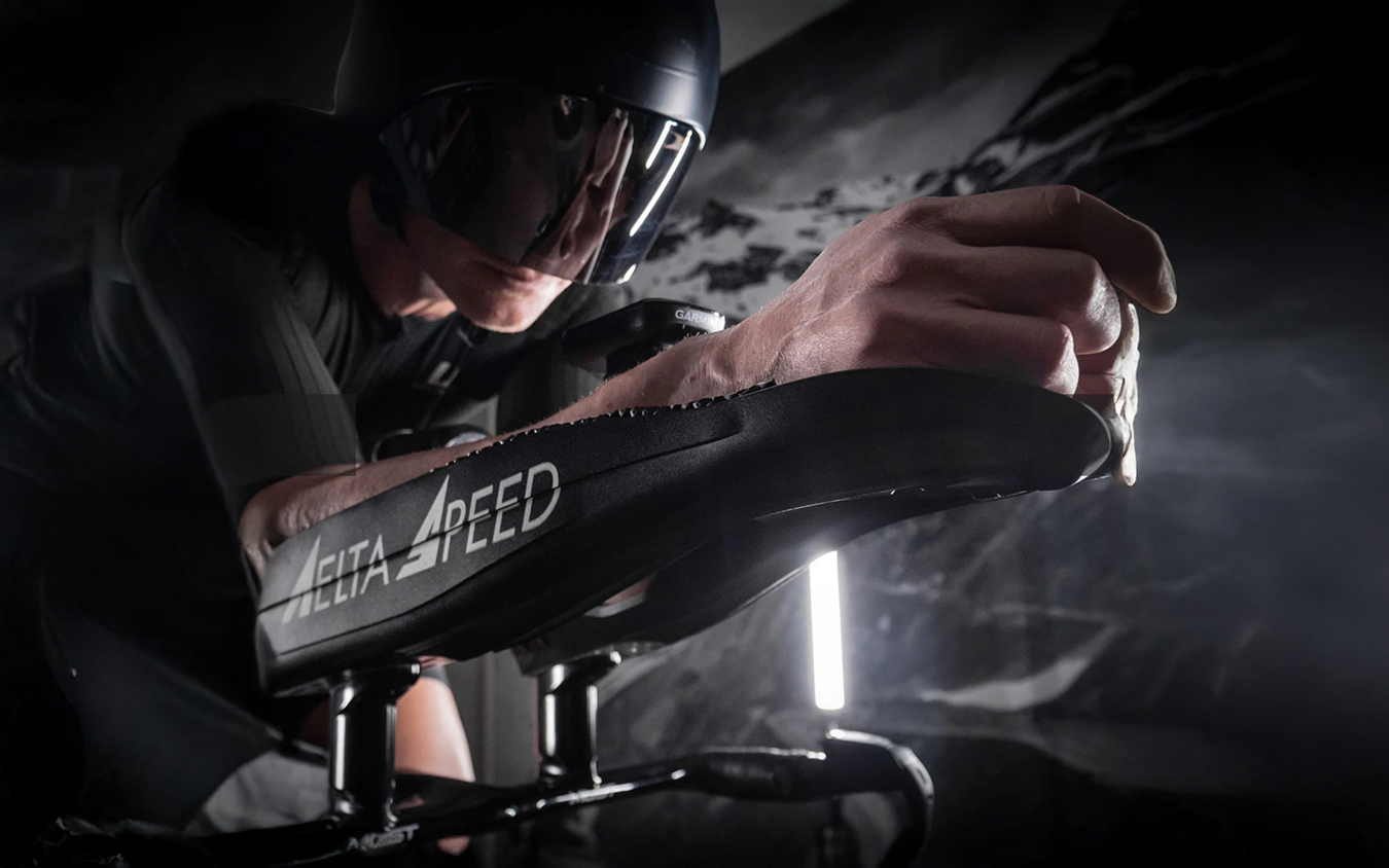 Banner Delta Speed
